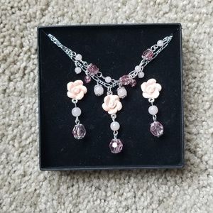 Brand New-Flower Layered Necklace and Earring Set